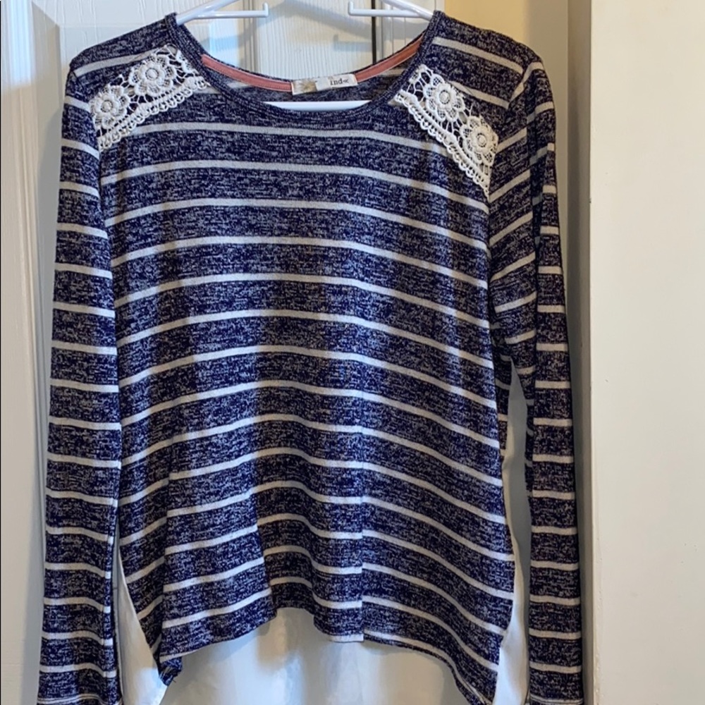Long sleeve shirt !